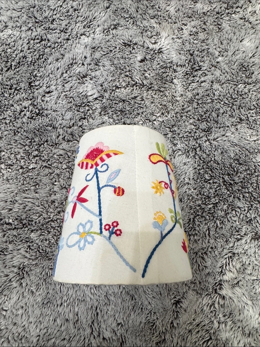 IKEA Alfhild Fägel White Embroidered Folk Art Lampshade Floral Bird 6” Height
